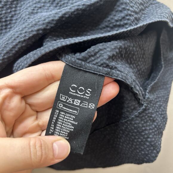 COS Seersucker Ruched Puffed Sleeves Top SZ 38 US 6 Boxy Fit Black Minimalist - Picture 4 of 7